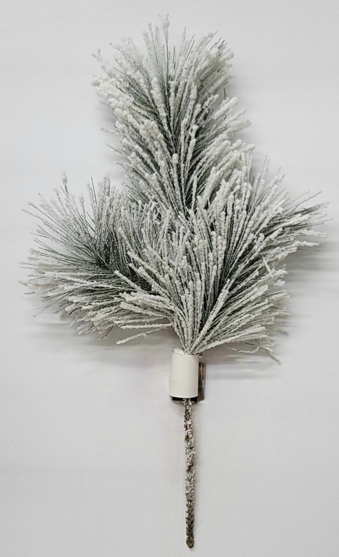 39816   20" LONG NEEDLE PINE SPRAY