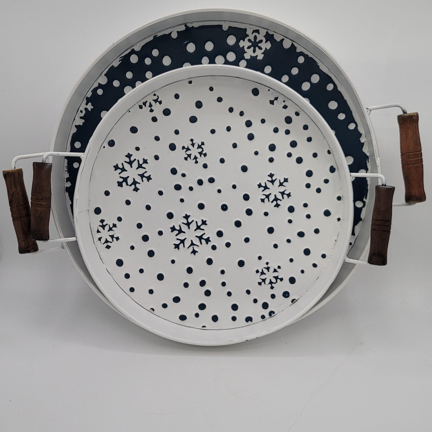 C22561 Black/White Snowflake Tray S2